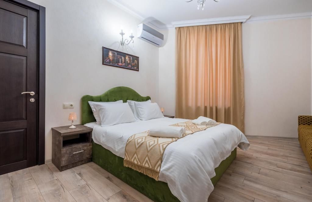 Отель Golden Light Hotel Тбилиси